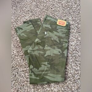 Camo Levi’s
